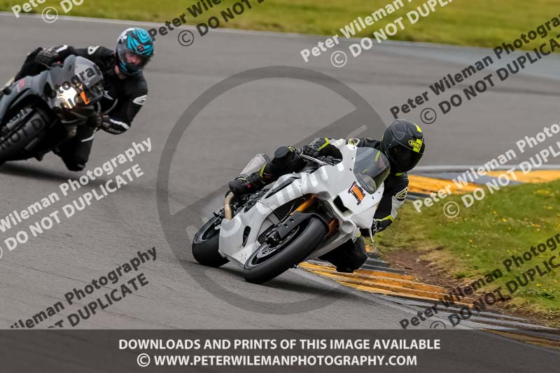 PJM Photography;anglesey no limits trackday;anglesey photographs;anglesey trackday photographs;enduro digital images;event digital images;eventdigitalimages;no limits trackdays;peter wileman photography;racing digital images;trac mon;trackday digital images;trackday photos;ty croes